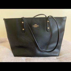 Coach tote